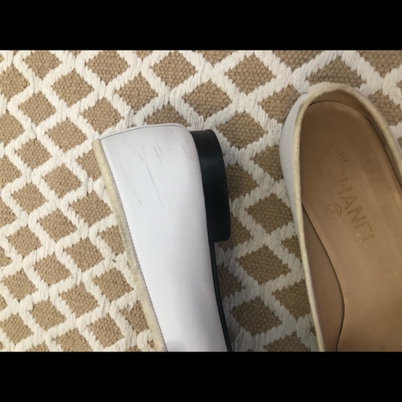 Chanel cap toe white ballet flat - Picture 2 of 9